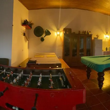 Casa Da Azinhaga ألينكوير